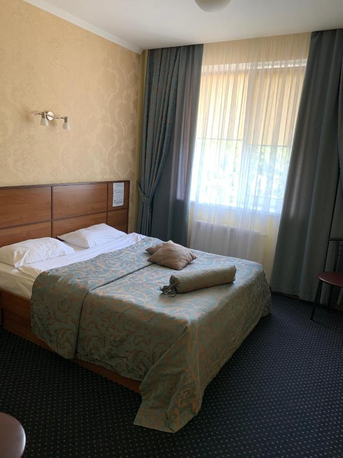 Hotel Dobrodiy Vinnitsa Eksteriør bilde