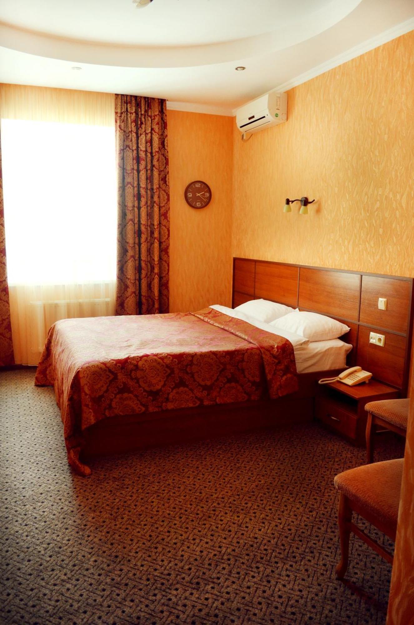 Hotel Dobrodiy Vinnitsa Eksteriør bilde