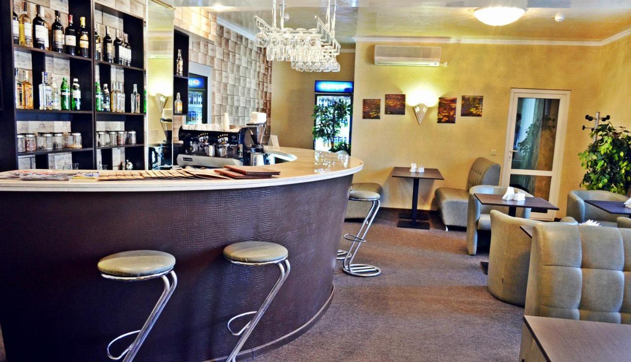 Hotel Dobrodiy Vinnitsa Eksteriør bilde