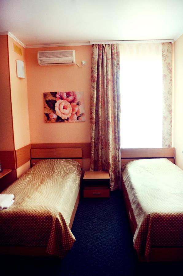 Hotel Dobrodiy Vinnitsa Eksteriør bilde